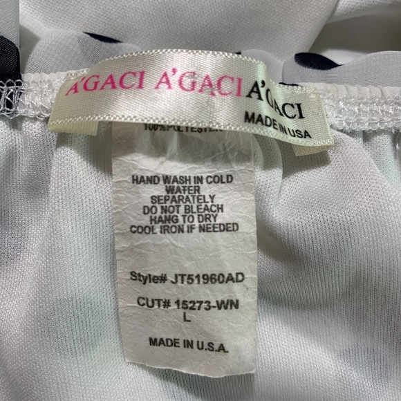 White and black polka dot top - Picture 6 of 6